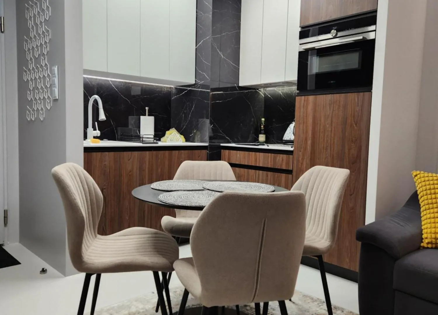 Luksusowy Apartament Bliska Wola Saba Warsaw